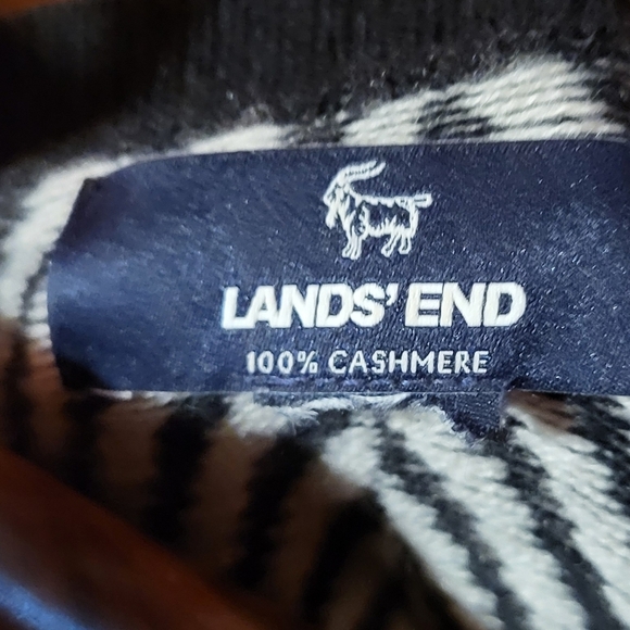 Lands' End Black & Cream Chevron Herringbone Cashmere Sweater Size S/M - Picture 4 of 6